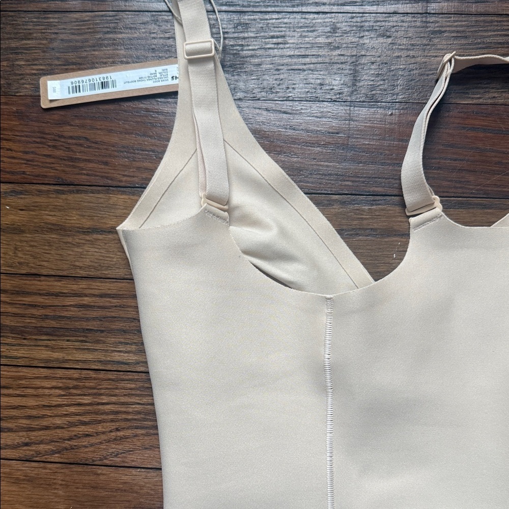 SKIMS Sculpting Shapewear Bodysuit Nude – Size S NWT - Picture 7 of 8